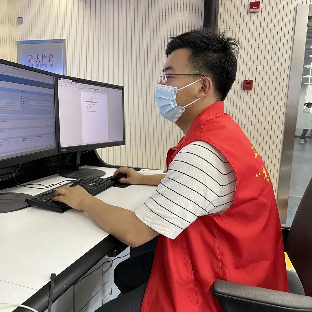 详细阅读:诸暨最新上海医保局24小时在线咨询方法分析(最方便真实的诸暨上海医保局24小时在线咨询平台方法) 诸暨最新上海医保局24小时在线咨询方法分析(最方便真实的诸暨上海医保局24小时在线咨询平台方法)